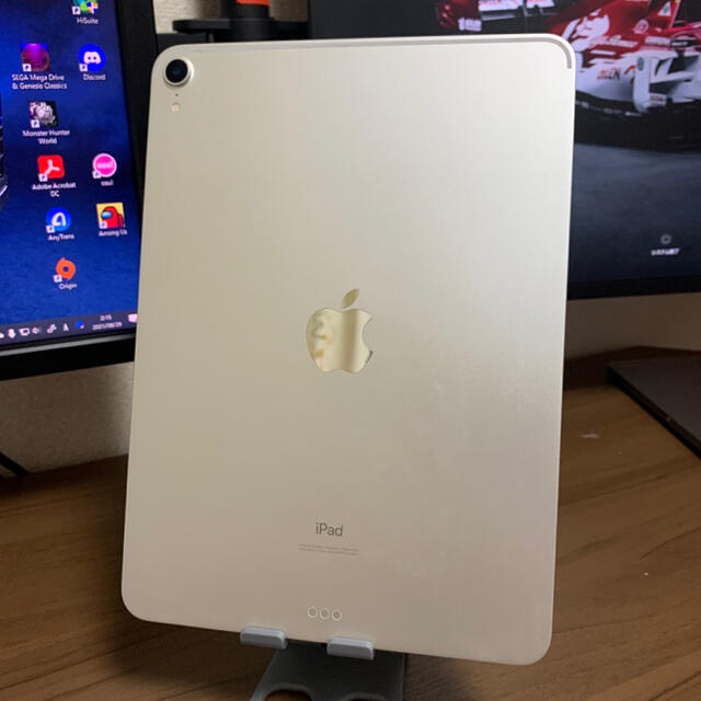 iPad(アイパッド)のiPad Pro 11 64gb シルバー　WI-FI スマホ/家電/カメラのPC/タブレット(タブレット)の商品写真