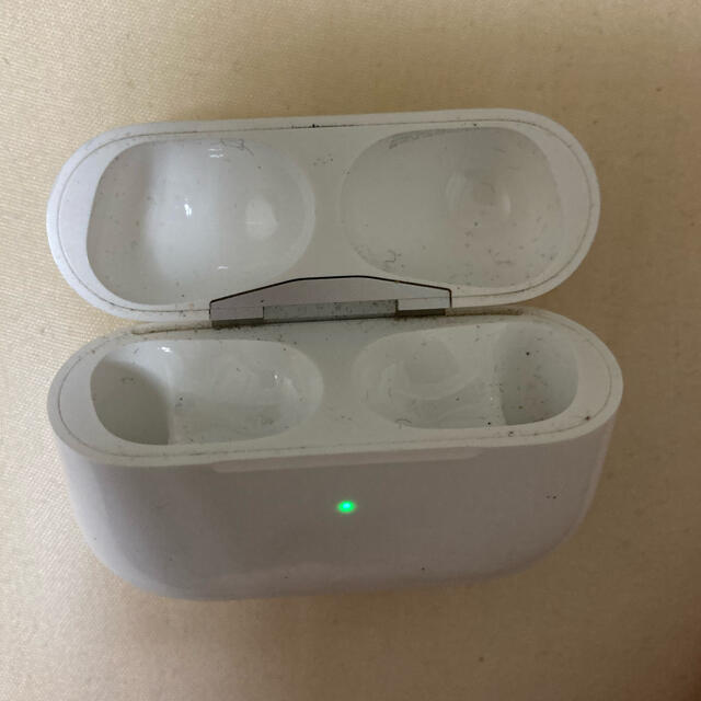 AirPods Pro 本体 充電ケース