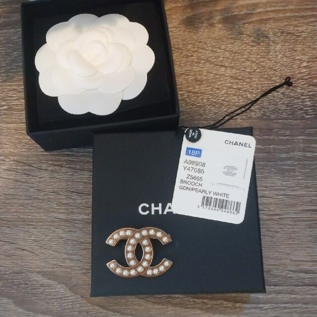 CHANELブローチ