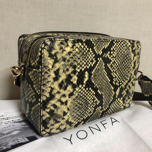 YONFA ヨンファ スクエアショルダーバッグ パイソン 定価30,250円 www ...