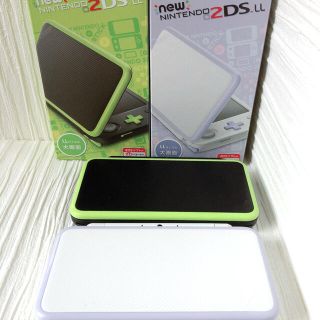 ニンテンドー2DS(ニンテンドー2DS)の2個☆ 2DS LL 本体 ✨ New 任天堂 ブラック ラベンダー 充電器付き(家庭用ゲーム機本体)