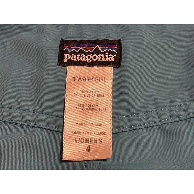 patagonia(パタゴニア)のパタゴニア  レディース　サイズ4  サーフパンツ 水着 ショートパンツ レディースの水着/浴衣(水着)の商品写真