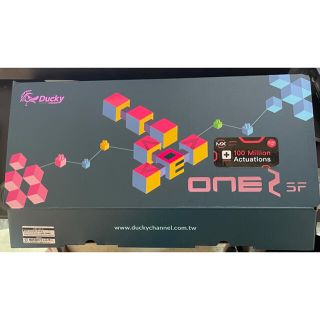 DUCKY　ゲーミングキーボード One 2 SF RGB 65%赤軸(PC周辺機器)