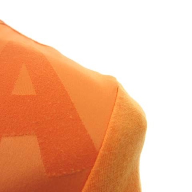 DOLCE&GABBANA(ドルチェアンドガッバーナ)のドルチェ&ガッバーナ ドルガバ カットソー Tシャツ 半袖 サテン オレンジ S レディースのトップス(Tシャツ(半袖/袖なし))の商品写真