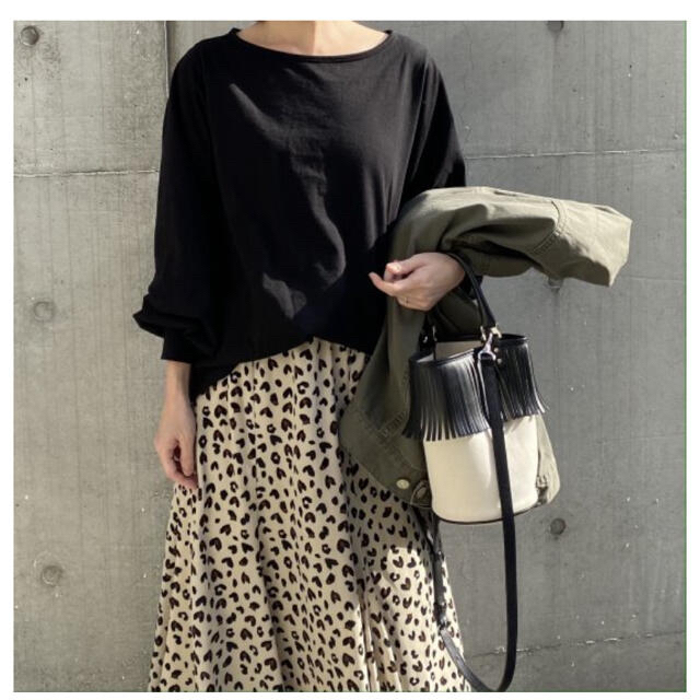 新品未使用！BayBee Heart leopard flare skirt