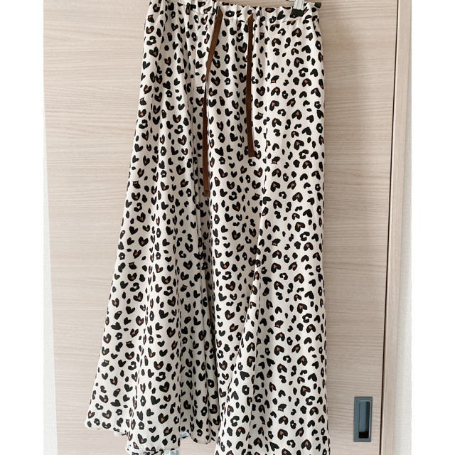 新品未使用！BayBee Heart leopard flare skirt