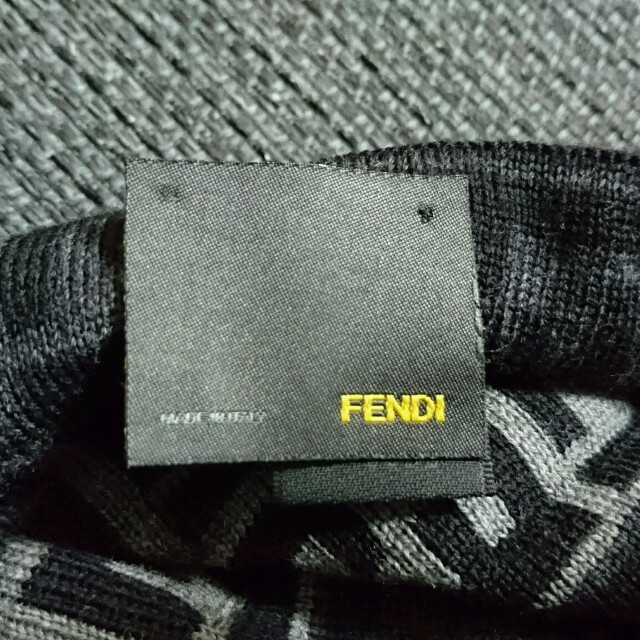 FENDI(フェンディ)のFENDIのマフラー🙌値下げしました！ メンズのファッション小物(その他)の商品写真