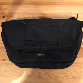 【値下中】Timbuk2 カタパルトストリング　ショルダーバッグ　ブラック(メッセンジャーバッグ)