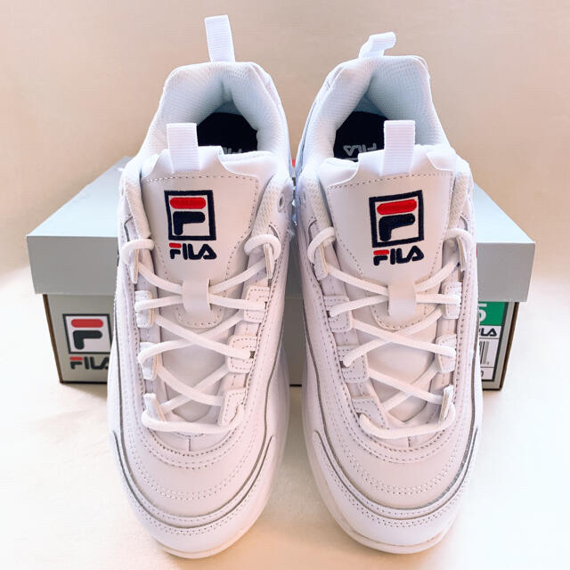 新品 24.5cm FILA フィラ 海外限定 スニーカー 白 ダットスニーカー