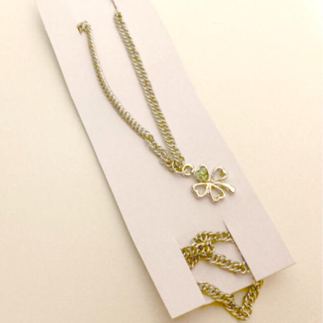 【残り1点】四葉クローバーネックレス ハート サン宝石 緑 シルバー 贈り物 レディースのアクセサリー(ネックレス)の商品写真