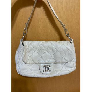 シャネル(CHANEL)のシャネル　CHANEL カーフスキン　マトラッセ　ハンドバッグ(ハンドバッグ)