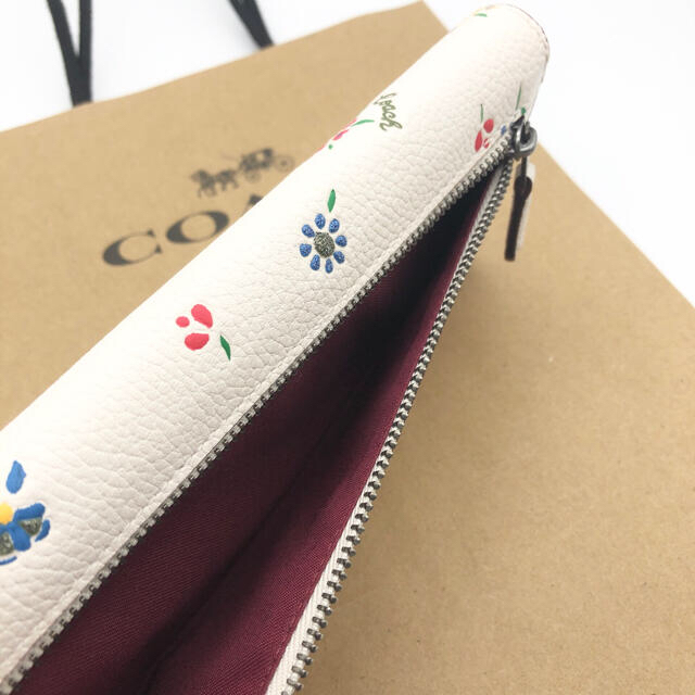 COACH(コーチ)の【2021年新作☆COACH】大人気！新品！ワイルドフラワー！花柄！長財布！ レディースのファッション小物(財布)の商品写真