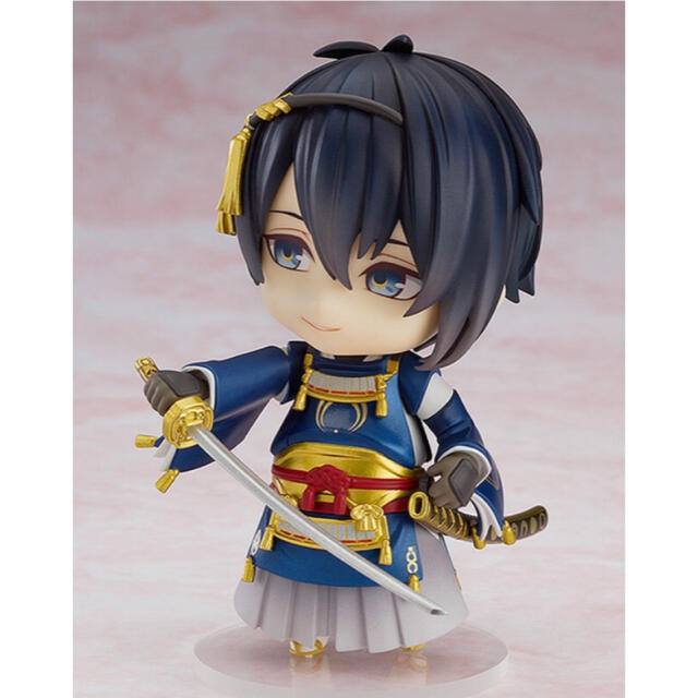 刀剣乱舞『三日月宗近』フィギュア 新品未使用 特典付き