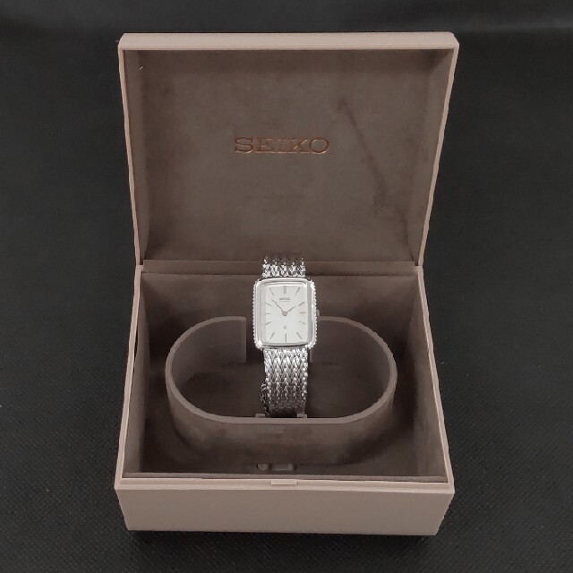 SEIKO(セイコー)のー新品未使用品 SEIKO レディース腕時計ー レディースのファッション小物(腕時計)の商品写真