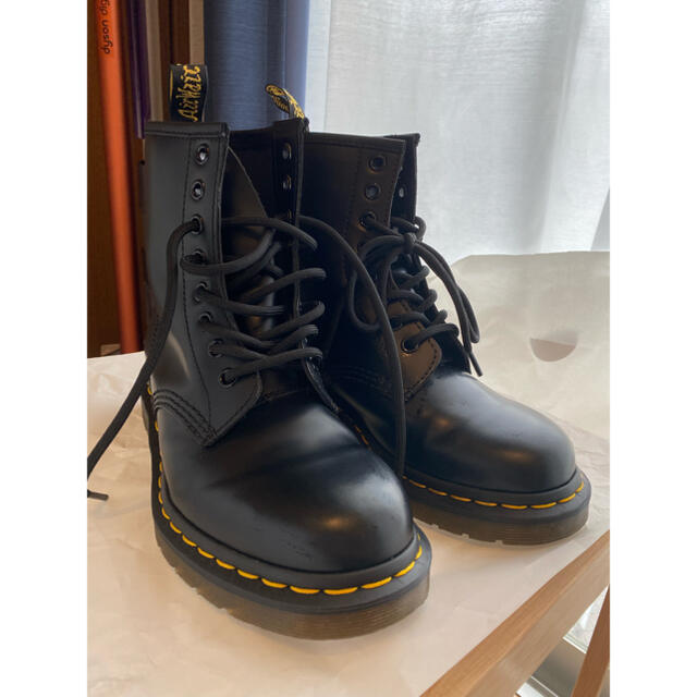 Dr.Martens(ドクターマーチン)のDr.Martins ドクターマーチン　ブーツ　22.5cm レディースの靴/シューズ(ブーツ)の商品写真