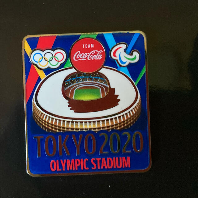 コカ・コーラ(コカコーラ)のTOKYO2020記念　オリンピック ピンバッジ 非売品 コカコーラ限定バッジ スポーツ/アウトドアの野球(記念品/関連グッズ)の商品写真
