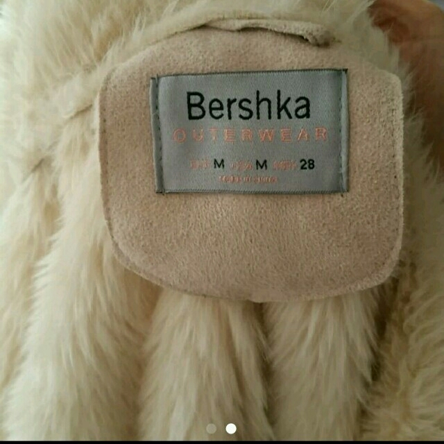 Bershka(ベルシュカ)のBershka　ファーコート　ムートン レディースのジャケット/アウター(毛皮/ファーコート)の商品写真