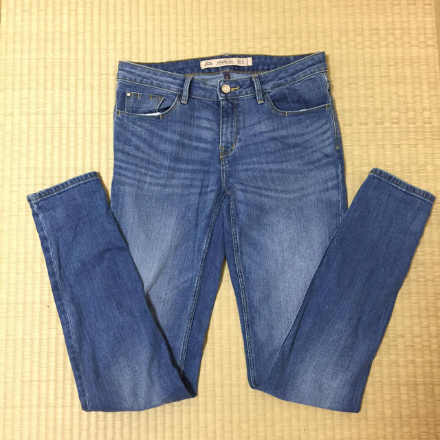 ZARA(ザラ)のZARA☆デニム レディースのパンツ(デニム/ジーンズ)の商品写真