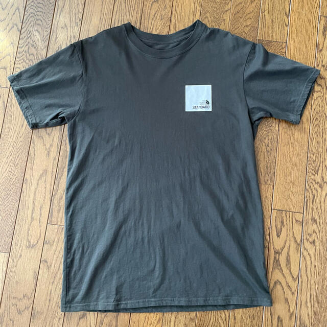 THE NORTH FACE(ザノースフェイス)のTHE NORTH FACE STANDARD  Tシャツ　XL カーキ色 メンズのトップス(Tシャツ/カットソー(半袖/袖なし))の商品写真