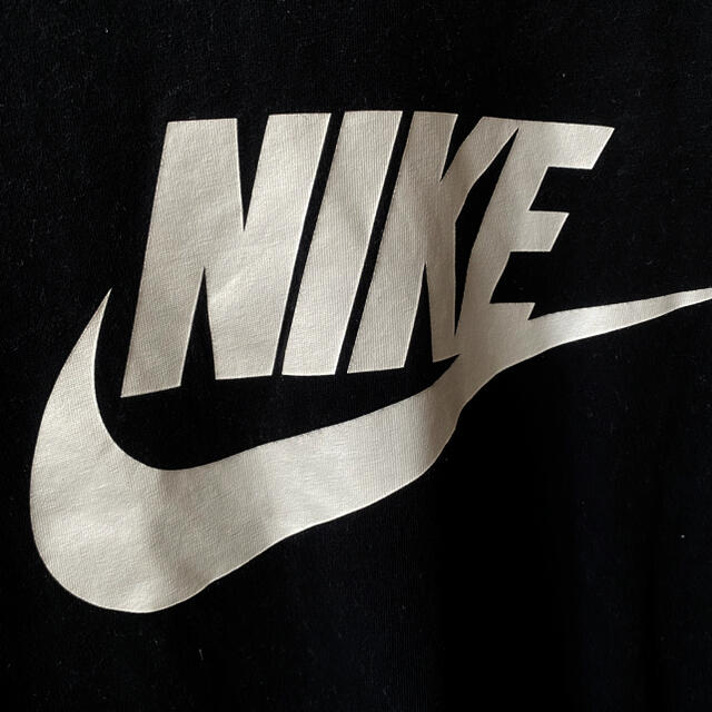 NIKE(ナイキ)のNIKE 黒　Tシャツ メンズのトップス(Tシャツ/カットソー(半袖/袖なし))の商品写真