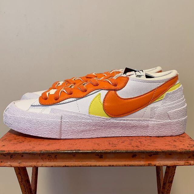 SACAI × NIKE BLAZER LOW マグマオレンジ 26.5 ㎝ | フリマアプリ ラクマ