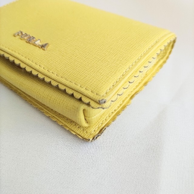 Furla(フルラ)の【FURLA】二つ折り お財布 イエロー メンズのファッション小物(折り財布)の商品写真