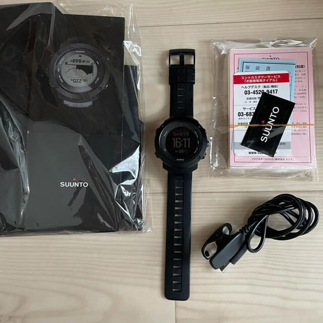 SUUNTO(スント)の美品　SUUNTO AMBIT3 VERTICAL 登山　スマートウォッチ メンズの時計(腕時計(デジタル))の商品写真