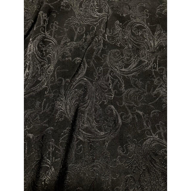 antiqua(アンティカ)のアンティカ パターントルソ サテンシャツ ゆったりロングシャツ 黒 レディースのトップス(シャツ/ブラウス(長袖/七分))の商品写真