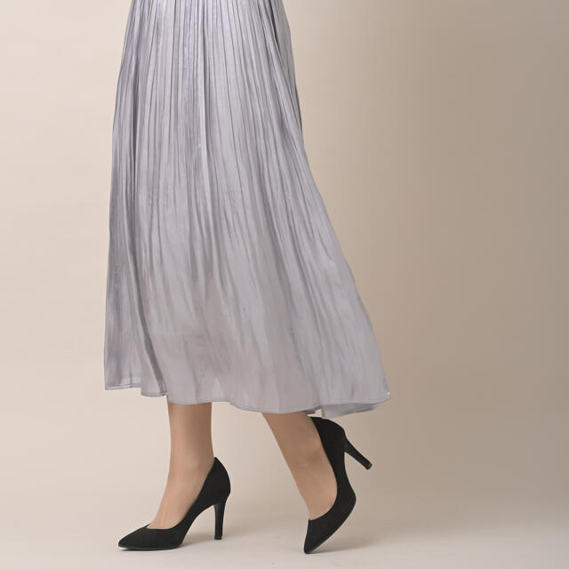 rps(アルピーエス)の消しプリーツサテンスカート  レディースのスカート(ロングスカート)の商品写真
