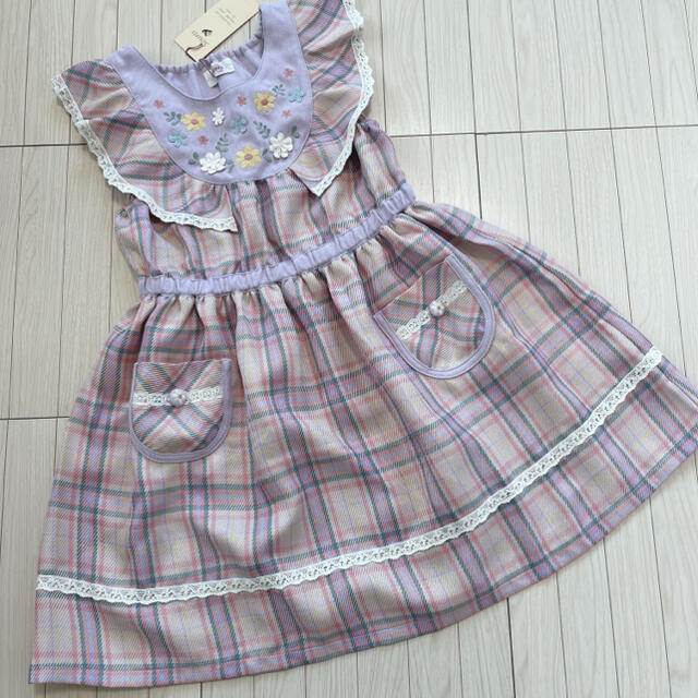 Souris(スーリー)のSouris ミルキーチェックジャンパースカート サイズ130 キッズ/ベビー/マタニティのキッズ服女の子用(90cm~)(ワンピース)の商品写真