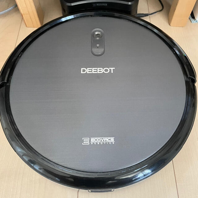 ロボット掃除機　DEEBOT    DN662