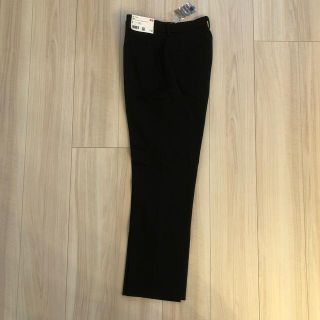 ユニクロ(UNIQLO)の《ユニクロ》スマートアンクルパンツ（新品）(クロップドパンツ)