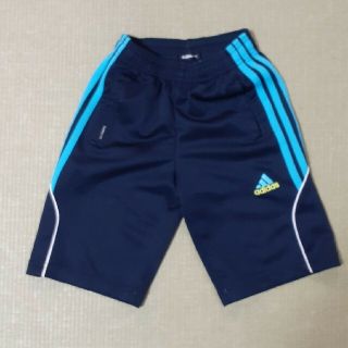 アディダス(adidas)のadidas　ハーフパンツ(パンツ/スパッツ)