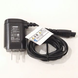 IZUMI イズミ　電気シェーバー　充電器　充電機 IRC-14(メンズシェーバー)