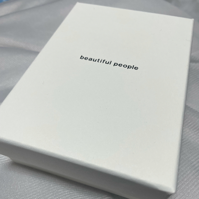 beautiful people(ビューティフルピープル)のbeautiful people mini clasp pouch レディースのファッション小物(ポーチ)の商品写真