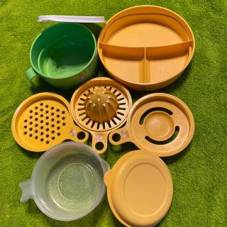 タッパーウェア★離乳食セット☆クマのプーさん★安全安心のTupperware(離乳食器セット)