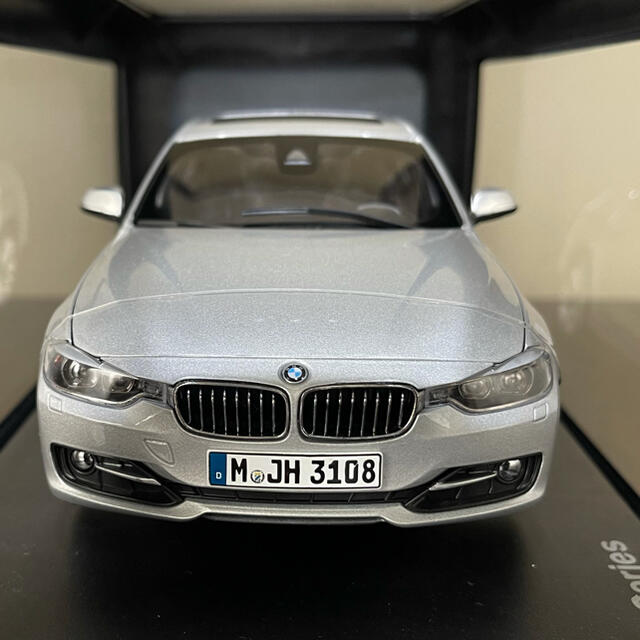 BMW3シリーズセダン　F BMW ｉ ミニカー