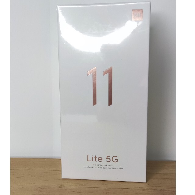 ANDROID(アンドロイド)の未使用Xiaomi Mi 11 Lite 5G　6GB 128gb  イエロー  スマホ/家電/カメラのスマートフォン/携帯電話(スマートフォン本体)の商品写真