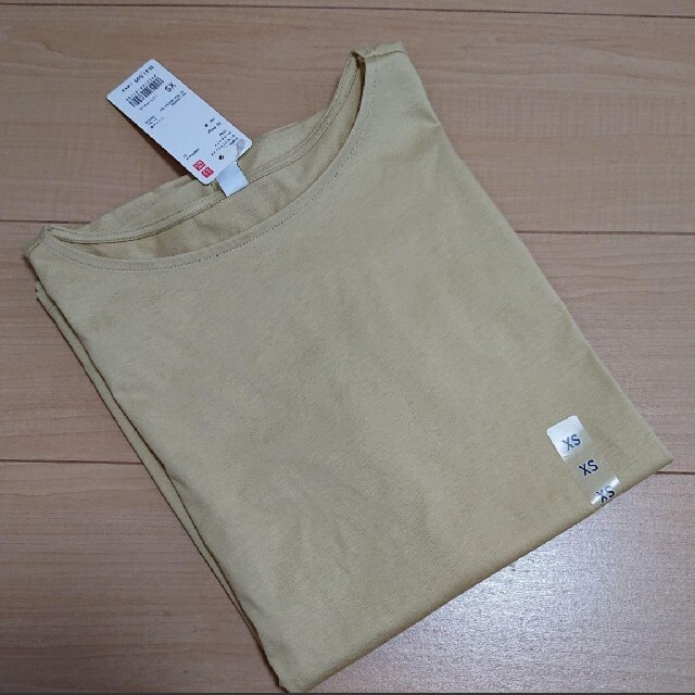 UNIQLO(ユニクロ)の新品タグ付き マーセライズコットンボートネックT レディースのトップス(Tシャツ(半袖/袖なし))の商品写真