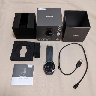 ガーミン(GARMIN)のスタンド付 Garmin Vivoactive4 シルバー スマートウォッチ(腕時計(デジタル))