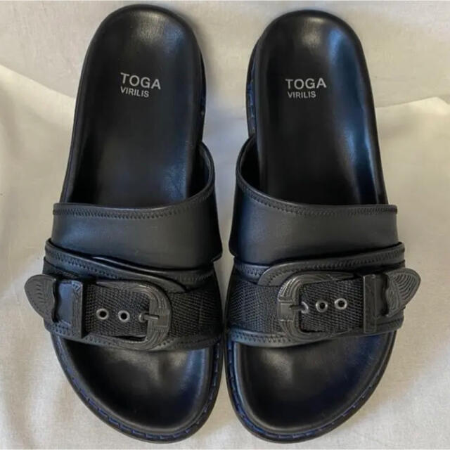 TOGA(トーガ)のToga virilis 19ss メタルバックルサンダル　トーガ メンズの靴/シューズ(サンダル)の商品写真