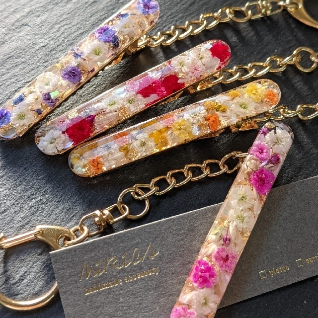 価格は安く価格は安くキークリップ キーホルダー くま レジン