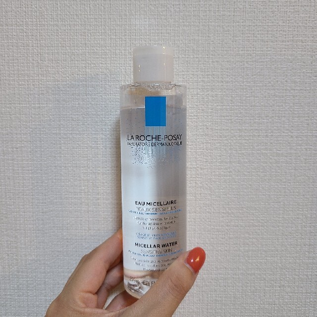 LA ROCHE-POSAY(ラロッシュポゼ)のラロッシュポゼ クレンジングウォーター200ml EXP 22年12月 コスメ/美容のスキンケア/基礎化粧品(クレンジング/メイク落とし)の商品写真