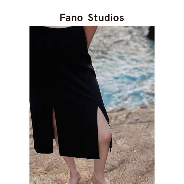 【夏物処分価格】ダブルスリッドストレートミディスカート レディースのスカート(ひざ丈スカート)の商品写真