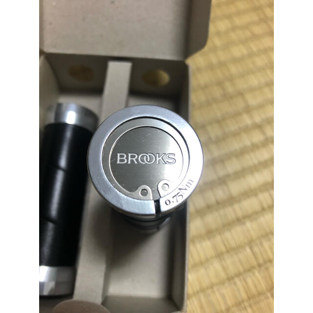 Brooks(ブルックス)のブルックス　B17スタンダードサドル、レザーグリップセット スポーツ/アウトドアの自転車(パーツ)の商品写真