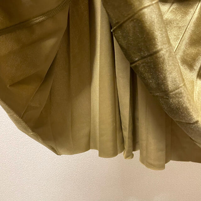 ZARA(ザラ)のレディース  スカート プリーツスカート ロングスカート　ベロア　ラメ　ゴールド レディースのスカート(ロングスカート)の商品写真