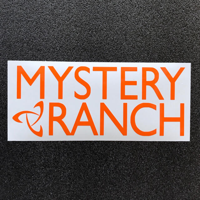 MYSTERY RANCH(ミステリーランチ)の《希望色要コメント》 ミステリーランチ ロゴ カッティングステッカー 7 スポーツ/アウトドアのアウトドア(その他)の商品写真