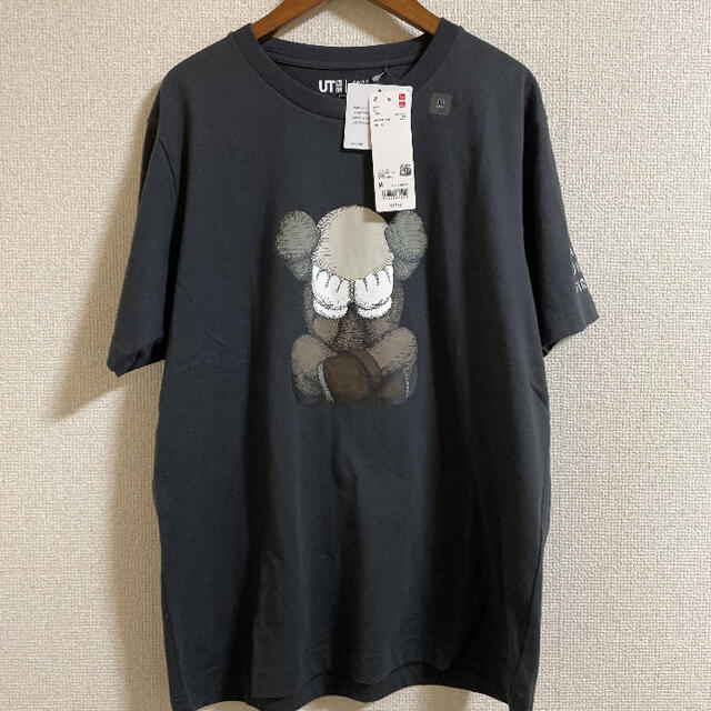 UNIQLO(ユニクロ)のユニクロ　カウズTシャツ メンズのトップス(Tシャツ/カットソー(半袖/袖なし))の商品写真