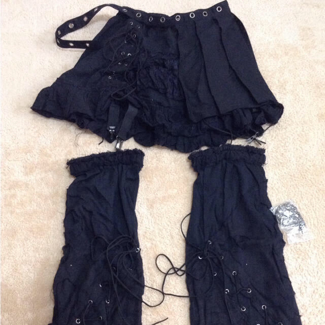 BODYLINE - レッグカバー付スカートの通販 by しほ's shop BODYLINE - レッグカバー付スカートの通販 by しほ's shop