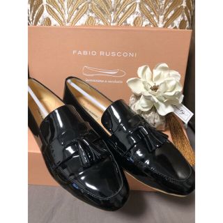 ファビオルスコーニ(FABIO RUSCONI)の【はな様専用】ファビオルスコーニ　ローファー 黒 エナメル(ローファー/革靴)